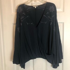 Lucky Brand Faux Wrap Top with Dolman Trumpet Sleeves Embroidered Detail Size XL